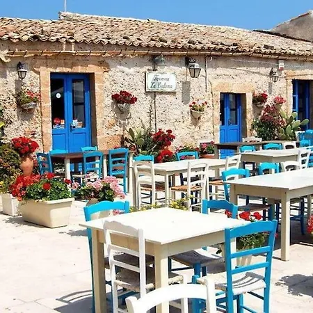 Spacious And Rustic Mediterranean House